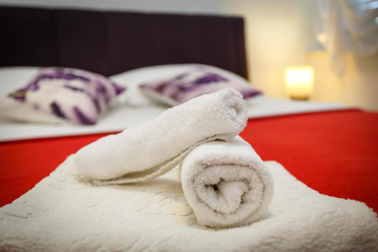 Apartment Dragica Кърк Екстериор снимка